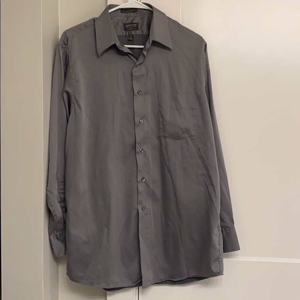 Men’s Gray Dress Shirt